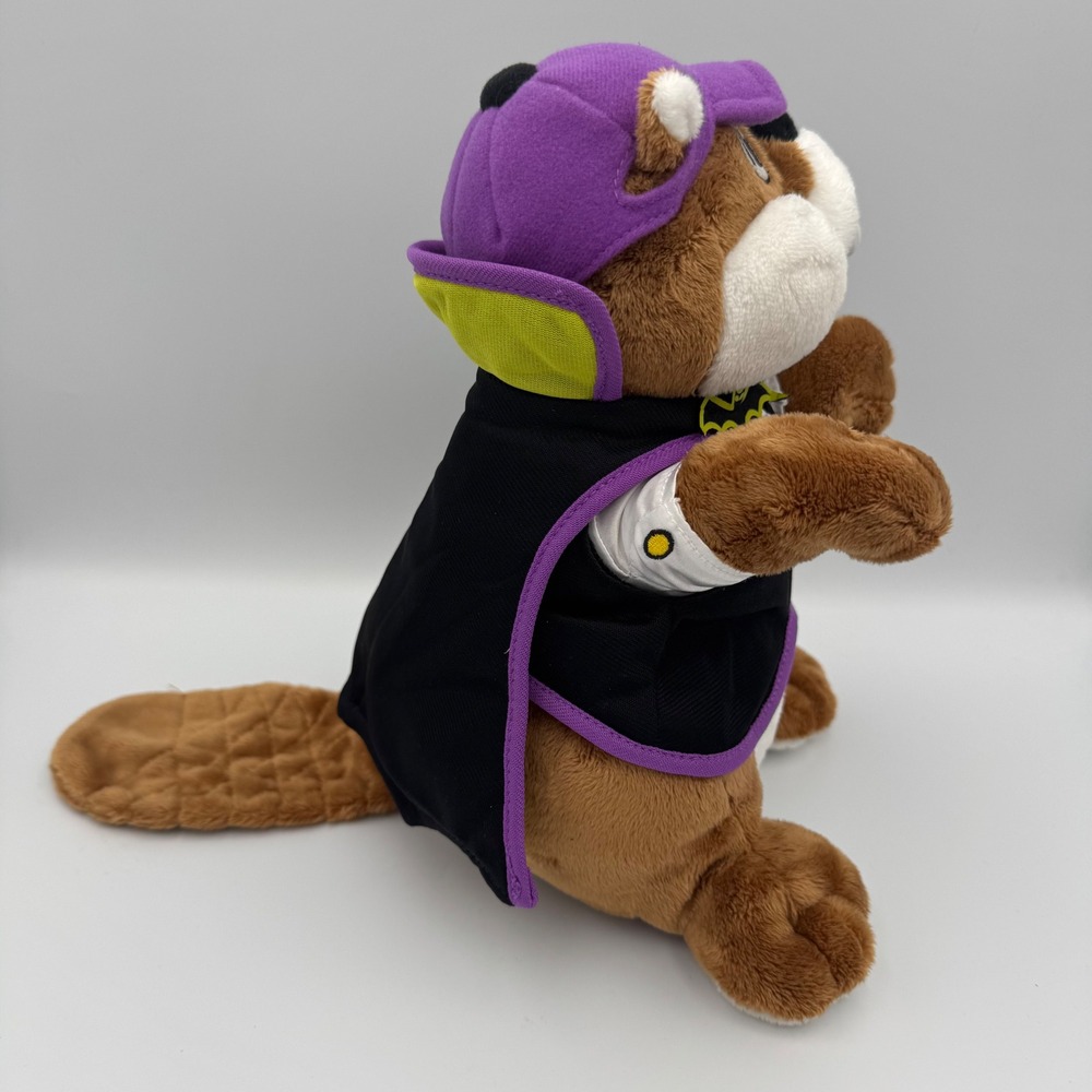 Buc-ee's Plush Toy Kids 12 Inch Brown Vampire Halloween Buc-ee Beaver Mascot - Picture 2 of 8